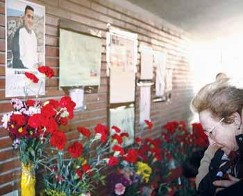 ������֯ͼıը��Ӣ������������(ͼ)