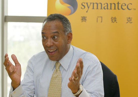 ��������CEO�������ڻ������ڶ����з�����