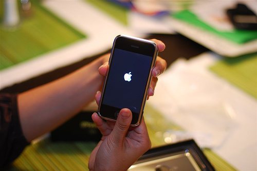 黑客与苹果之战—关注iPhone破解历程