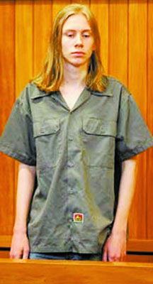 “头号杀手”统领黑客帝国 患有“天才病”?