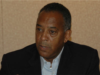 赛门铁克CEO汤普森将退休 首席运营官接任