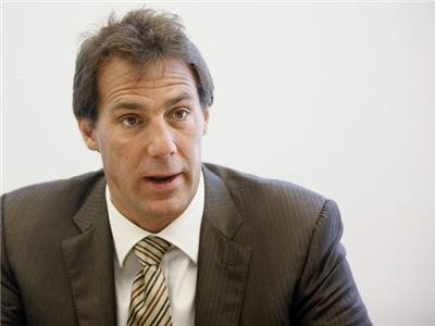 McAfee��ϯִ�йٴ��򡤵��ֶ���