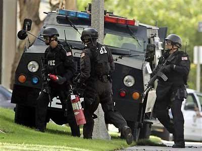 ����FBI����33��������㷸��������