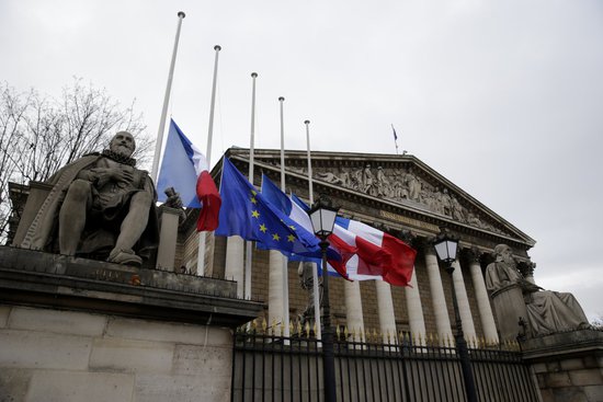 法国反对加密服务给政府官员留后门